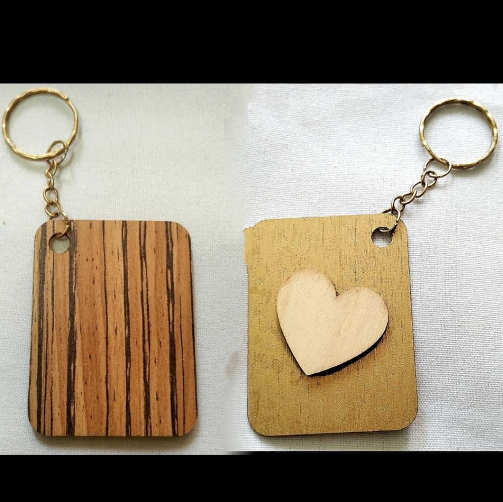 NEW Handcrafted Keychain Bag Tag! Italian Wood SD3. "I LOVE My Bag!" Wood Heart.